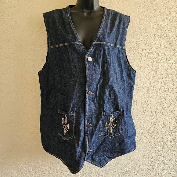 Standard Issue Cactus Vest - Picture 1 of 7